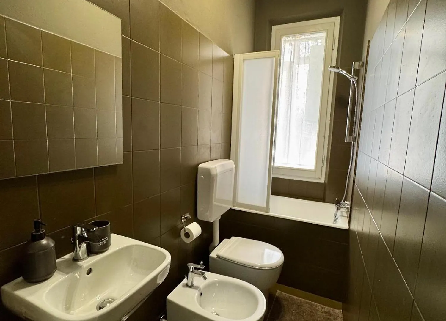 Vittorio Home Crema 0*,